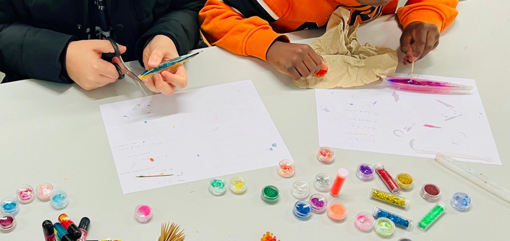 Creating Accessories or Straps with&nbsp;UV-Resin